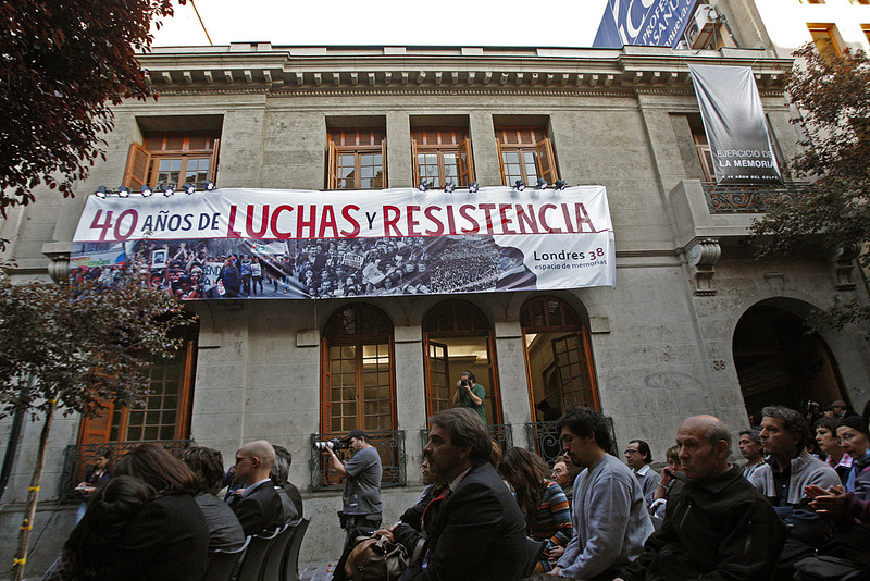 "40 Years of Fighting and Resistance": Londres 38, former torture and detention centre in Santiago, Chile. Photo by the Municipality of Santiago on Flickr, under a Creative Commons license (CC BY-NC-ND 2.0)
