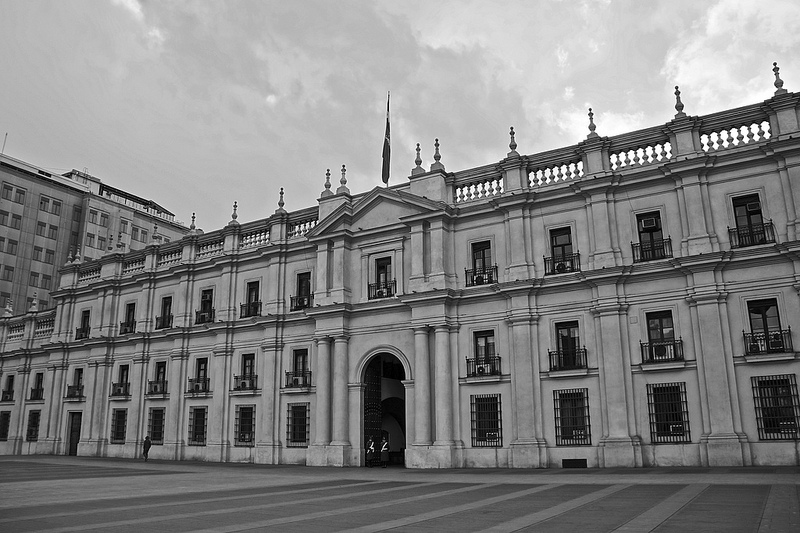 La Moneda, Chile's presidential palace. Photo by user alobos Life on Flickr, under a Creative Commons license (CC BY-NC-ND 2.0)