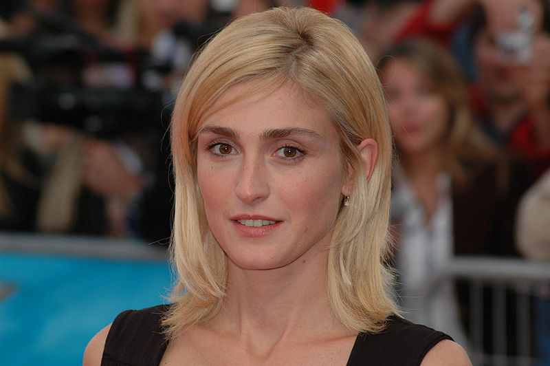 Julie Gayet at Deauville film festival  via wikipedia  Creative Commons Attribution-Share Alike 2.0 