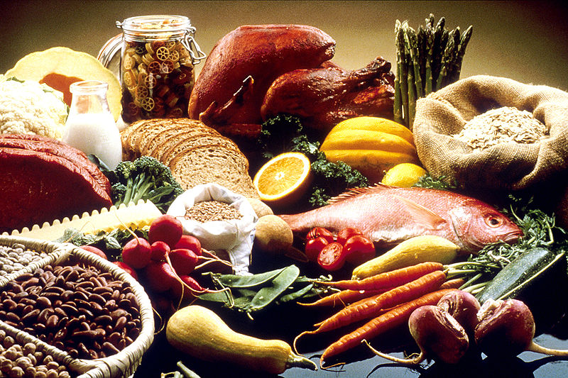 Prikaz raznolike hrane. Besplatne slike Nacionalnog Instituta Zdravlja (SAD).