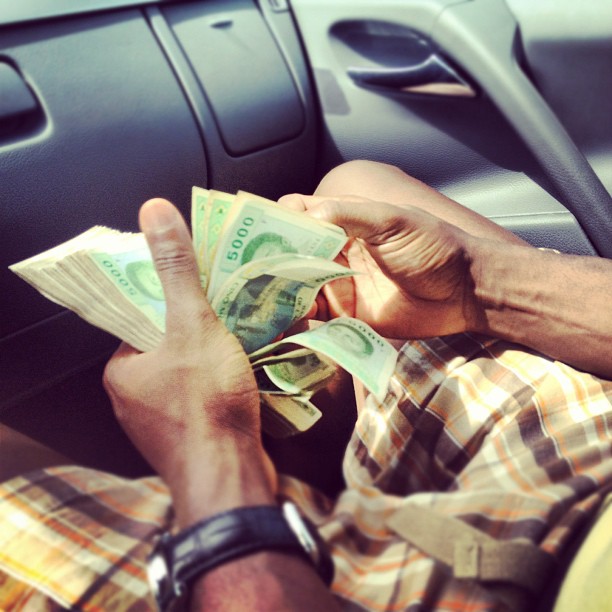 "African money #CFA #Malabo". Photo shared on Flickr by Kaysha (CC BY-NC-ND 2.0)