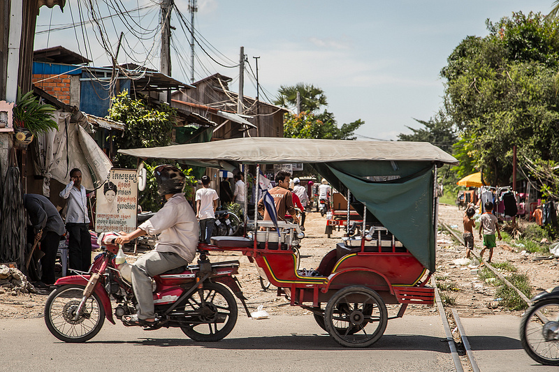 カンボジアでポピュラーな交通手段、トゥクトゥク