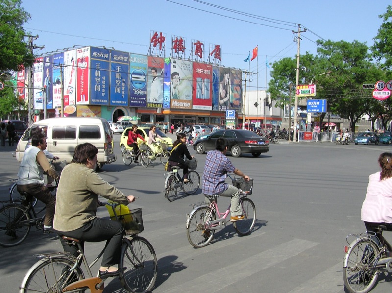 A busy intersection in downtown Baoding, China. Photo taken June 6, 2006 by Flickr user Tim Riley. CC BY-NC-ND 2.0