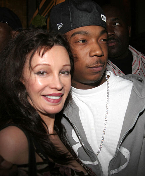  Jaid Barrymore and Ja Rule in February 2005. Photo released under Creative Commons bz Timothy M. Moore.