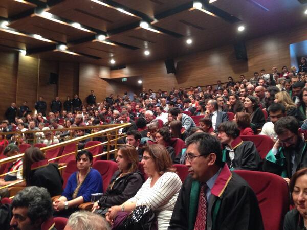 Efkan Bolaç shares this photograph of the court room full of attendees (Source: Twitter)