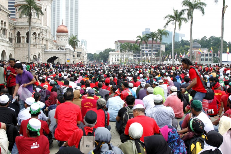 Sea of people came to support the anti-GST rally on Labour Day in Kuala Lumpur. Photo by Danny Chan, Copyright @Demotix (5/1/2014)