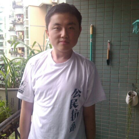 Wang Long, fotografie z jeho profilu na serveru Weibo.