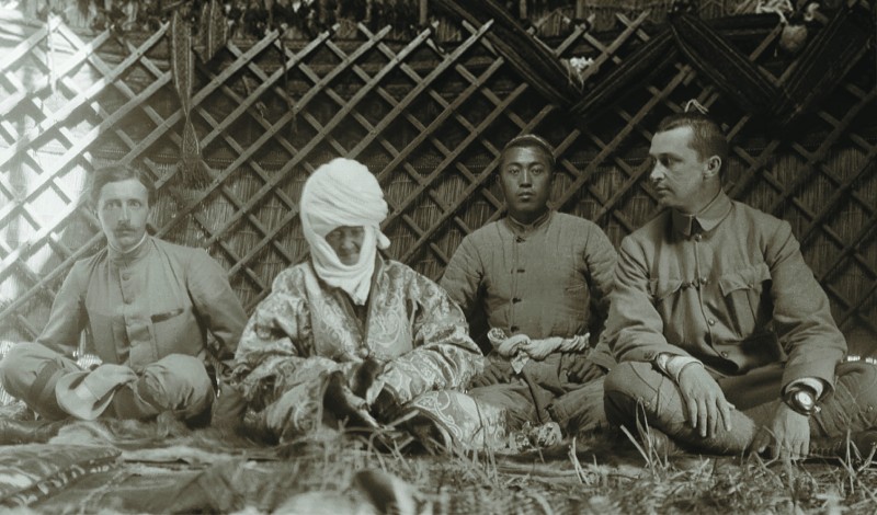 Kurmandjan Datka as photographed by Baron Carl Gustaf Emil Mannerheim in 1906. Image widely used.