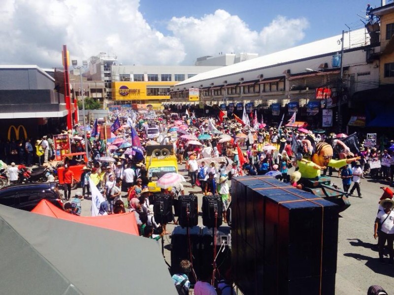 A snapshot of the protest of Haiyan survivors and supporters in Tacloban City. Photo Credts: Kathy Yamzon.