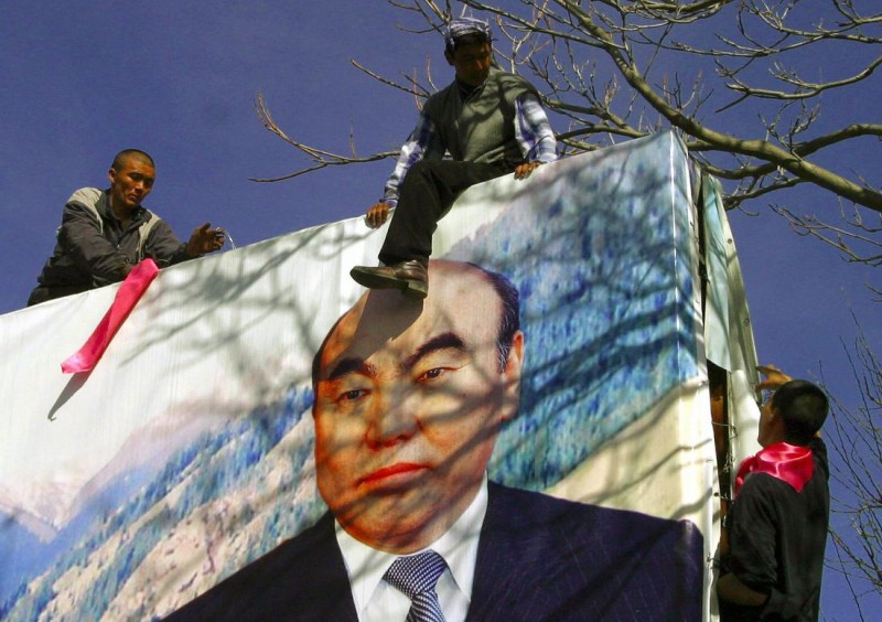 Akaev's legacy in Kyrgyzstan is mixed - mostly with bad things.  Image from CentralAsiaOnline.