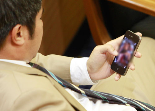 Democrat Party MP Nat Bantadtan from Thailand admitted that he accidentally clicked a pornographic picture during a Parliament debate in April 2012. Photo widely shared on Facebook