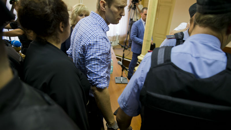 Alexey Navalny in a Russian court. Image from Wikimedia Commons. 