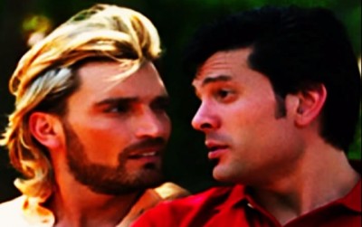 The characters Ulisses (Julián Gil) and Roberto (Marcelo Córdoba) in Sortilegio. (Photo: YouTube/Reproduction)