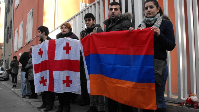 Georgians show solidarity outside the Armenian embassy. Photo buy Joseph Smith.
