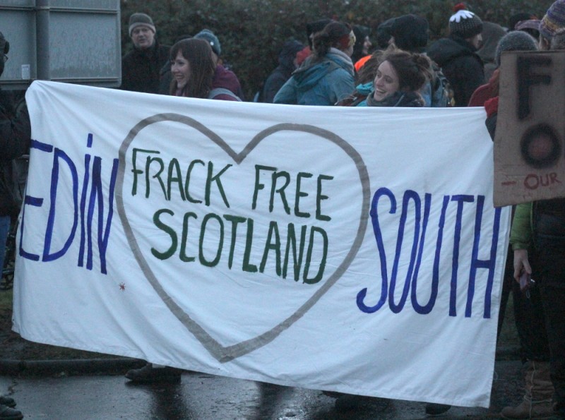 No Fracking Falkirk: Peaceful Protest "The People's Voice" Sunday 7 December 2014. Photo by Flickr user Ric Lander. CC BY-NC-SA 2.0