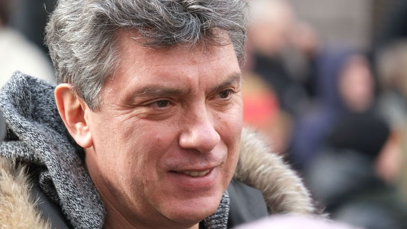 Boris Nemtsov at a rally in support of prisoners of the Bolotnaya square case, 21 February 2014. Photo by Ilya Schurov. CC BY 2.0 via Wikimedia Commons