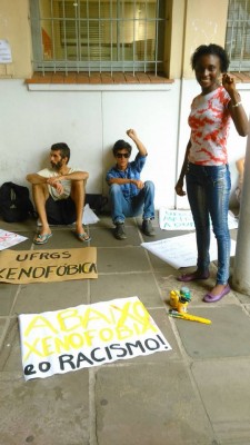 Domingas lors de la manifestation du 23 février. Photo: barricadas Abrem Caminhos / utilisée avec permission