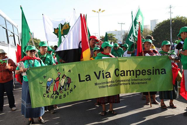 A march by La Via Campesina (Ian MacKenzie / Creative Commons)