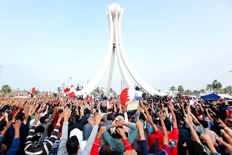 Une manifestation à Manama, capitale du Bahreïn, en 2011. Photo par Bahraini Activist via Wikimedia (CC BY-SA 3.0)
