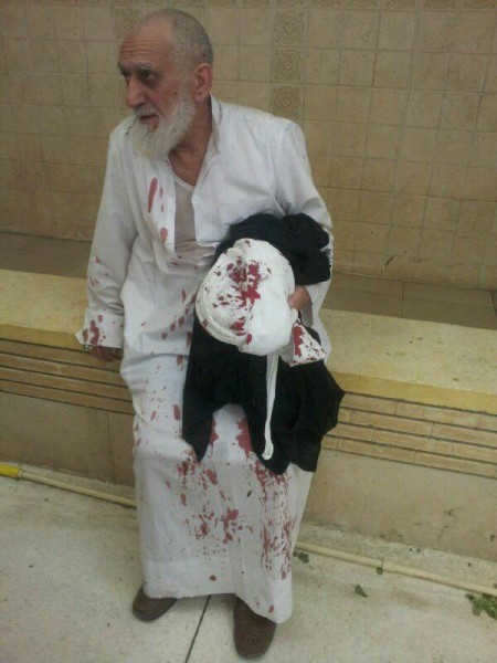 Bloodstained Shia cleric survives the suicide attack on the mosque in #Kuwait, tweets @Hayder_alKhoei