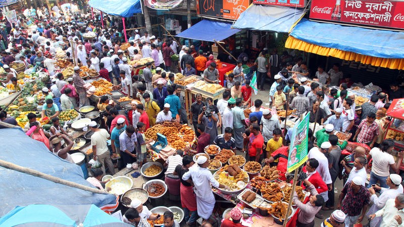 Chawkbazar of old Dhaka is the place for the traditional Iftar market in Bangladesh. According to historians, the market started before 1857. Image by SK Hasan Ali. Copyright: Demotix (30/6/2014)