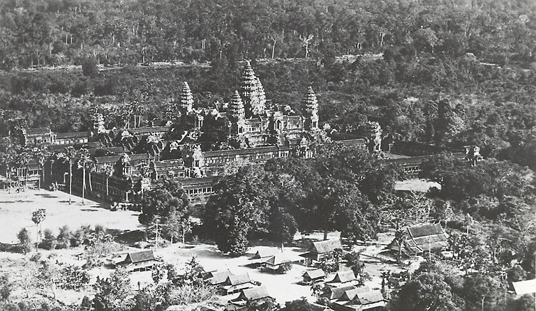 Vzdušný pohled na chrám Angkor Wat