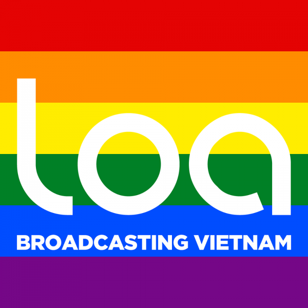 Loa's Facebook photo during the broadcast of the episode on VietPride 2015