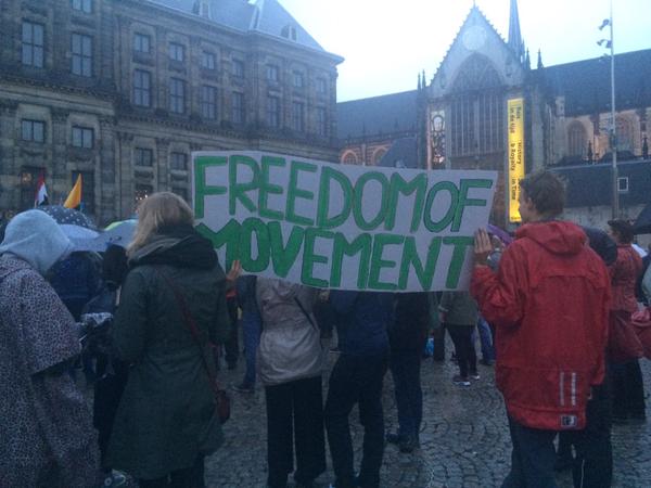 Een demonstratie uit solidariteit met het lot van vluchtelingen in Amsterdam op 5 september 2015. Afbeelding van auteur 